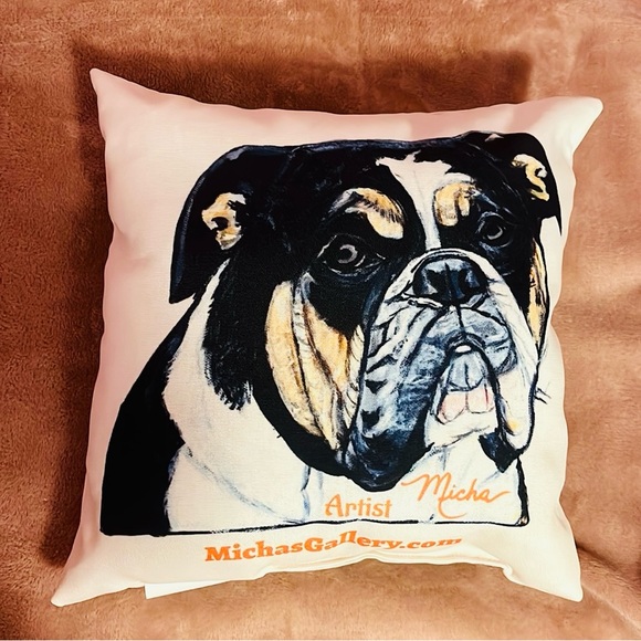 Accent Pillow Bulldog 14”in x 14”in - Picture 1 of 2